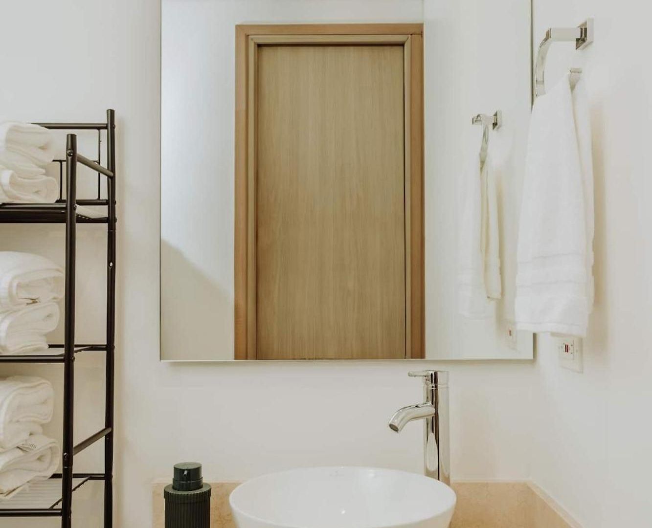 Сasa de vacaciones Walk To Old Pool Ocean View 1br King Bed