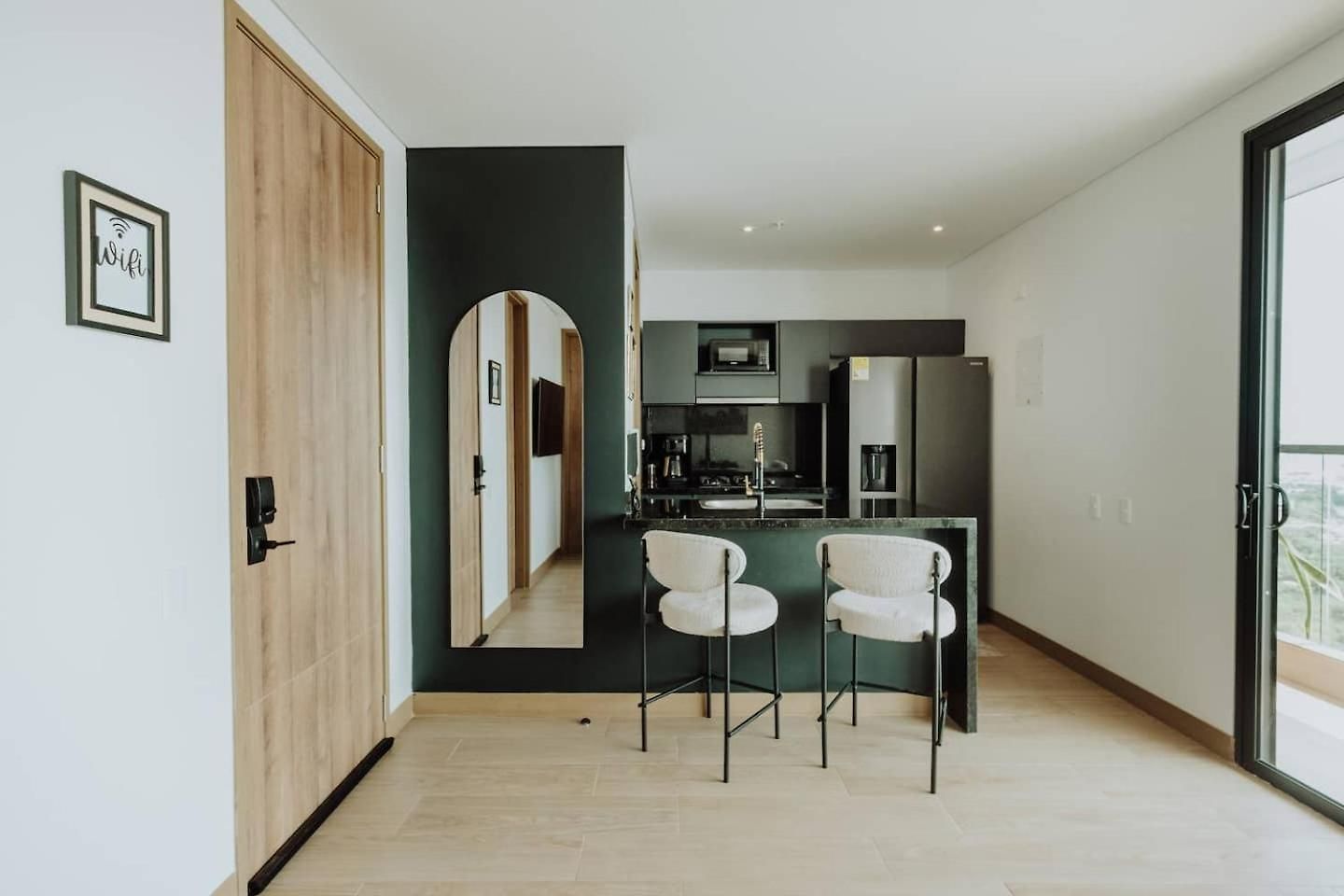 Walk To Old Pool Ocean View 1br King Bed Сasa de vacaciones