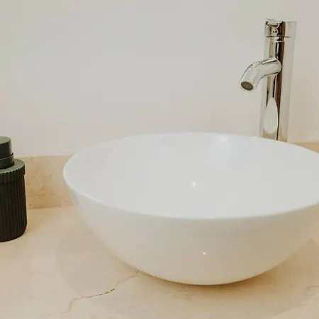 Walk To Old Pool Ocean View 1br * Cartagena
