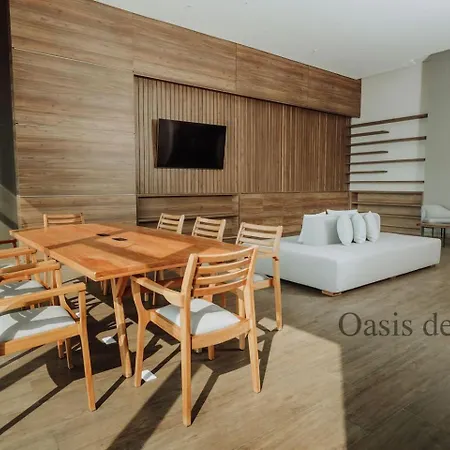 Walk To Old Pool Ocean View 1br Cartagena