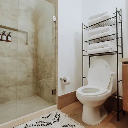 Walk To Old Pool Ocean View 1br * Cartagena