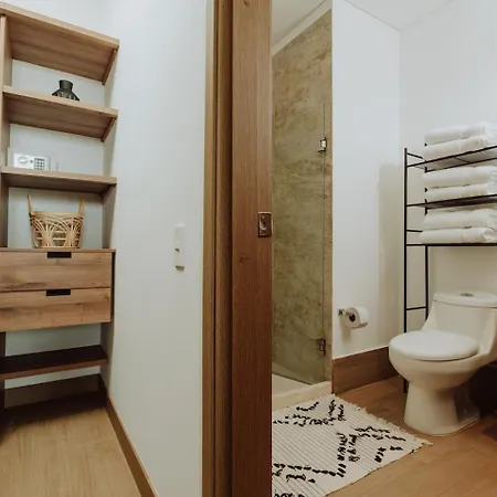 Walk To Old Pool Ocean View 1br Cartagena